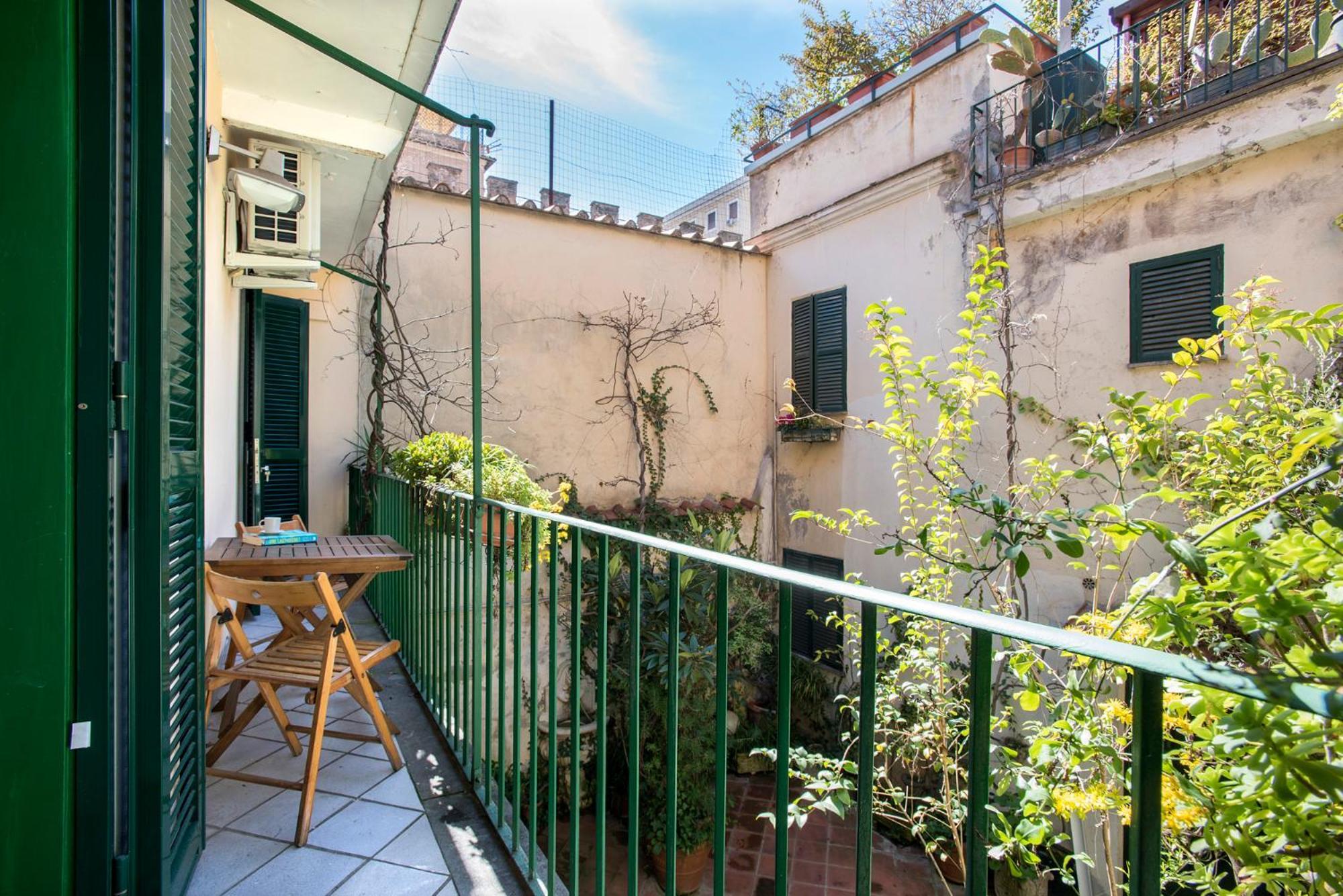 Palline Balcony Apartment Rome